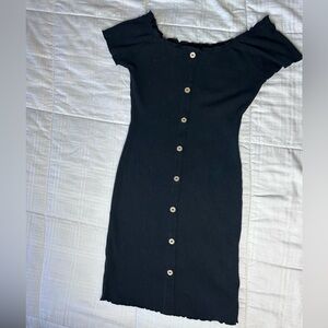 Never worn black bodycon stretchy dress with short sleeves
